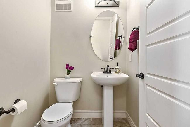 237 Savanna Walk Ne, Townhouse with 3 bedrooms, 3 bathrooms and 2 parking in Calgary AB | Image 9