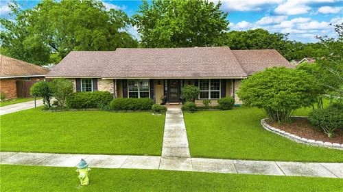 131 Kingston Dr, Slidell, LA, 70458-1737 | Card Image