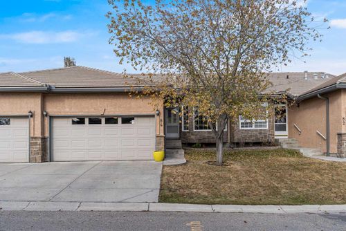 84 Shannon Estates Terr Sw, Calgary, AB, T2Y4C6 | Card Image