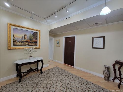 3b-55 Market St, Poughkeepsie, NY, 12601-3210 | Card Image