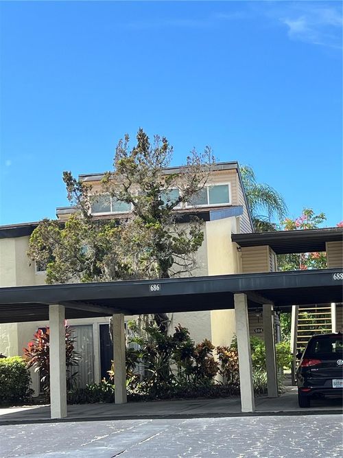 64-686 White Pine Tree Rd, VENICE, FL, 34285-4205 | Card Image