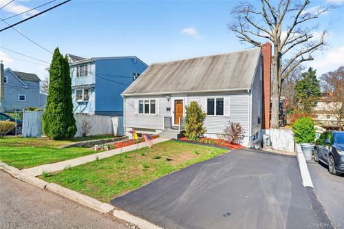 43 N French Ave, Elmsford, NY, 10523-3205 | Card Image