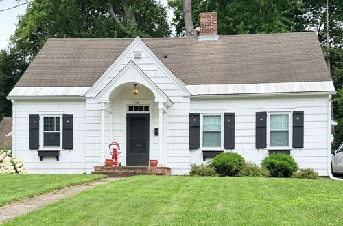 126 Bellevue Ave, Rutland, VT, 05701-3321 | Card Image