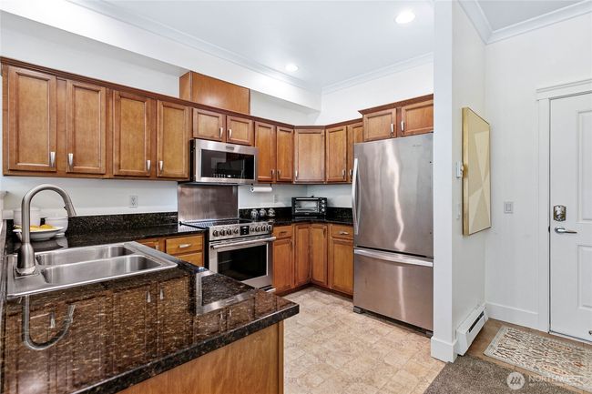 UNIT-405 - 1015 Railroad Ave, Condo with 1 bedrooms, 1 bathrooms and 1 parking in Bellingham WA | Image 4