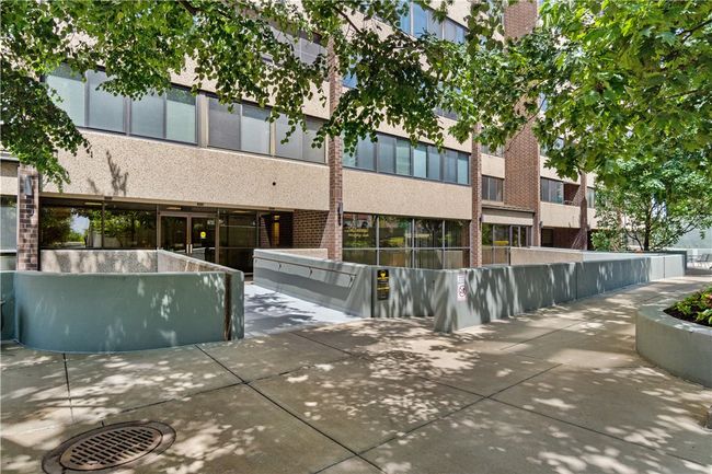 APT-1207 - 750 Washington Rd, Condo with 2 bedrooms, 2 bathrooms and 1 parking in Mt. Lebanon PA | Image 36