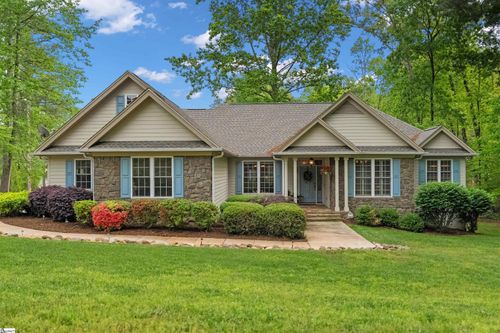 700 Island Pine Dr, Seneca, SC, 29672-8024 | Card Image