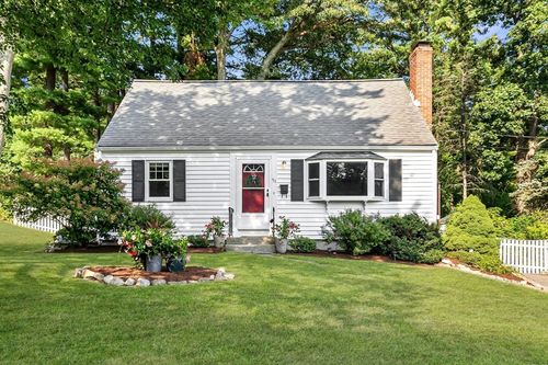 51 Pine Hill Rd, Ashland, MA, 01721-1168 | Card Image