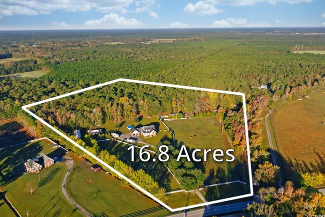 1555 Big Swamp Rd, House other with 3 bedrooms, 4 bathrooms and 3 parking in Pamplico SC | Image 4