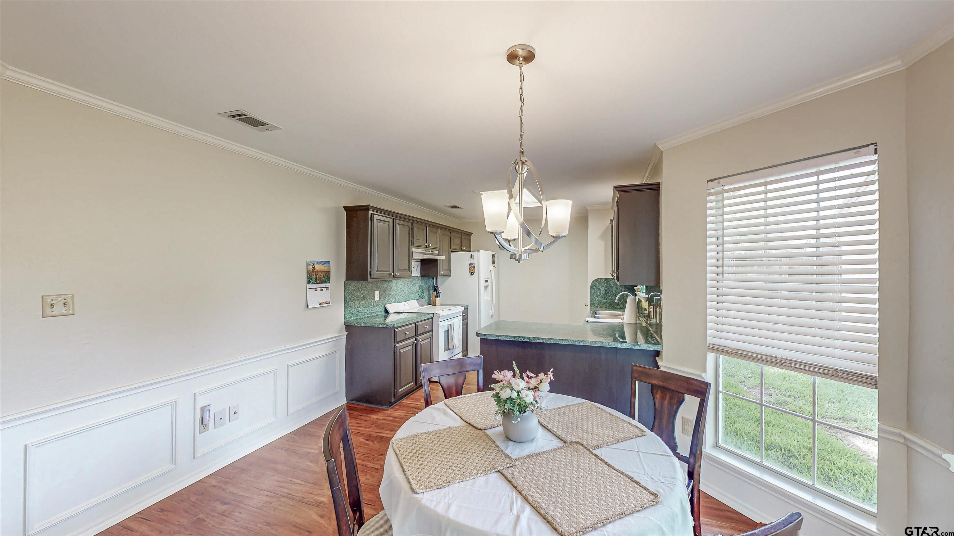 Residential Lease in Whitehouse 4