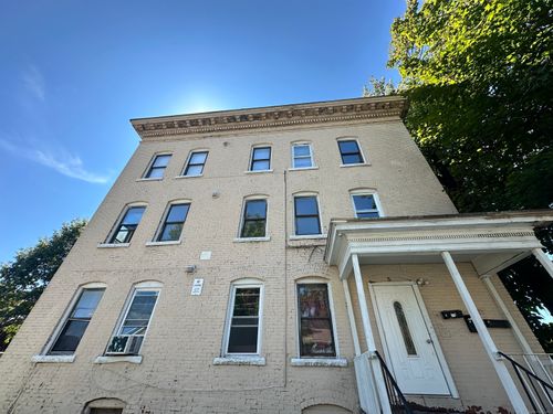 apt-3-5 Winter St, Hartford, CT, 06120-3002 | Card Image