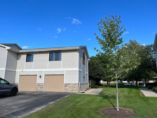 7203 98th Ave, Kenosha, WI, 53142-8381 | Card Image