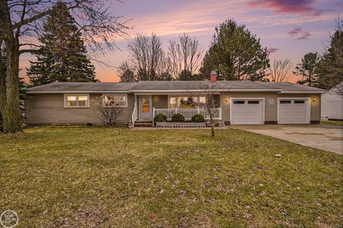 306 N 1st Ave, Tawas City, MI, 48763-9394 | Card Image