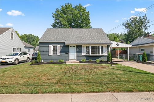 415 Linwood Ave, North Tonawanda, NY, 14120-1752 | Card Image