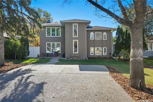 2807 Assiniboine Ave, Regina, SK, S4S1E2 | Card Image