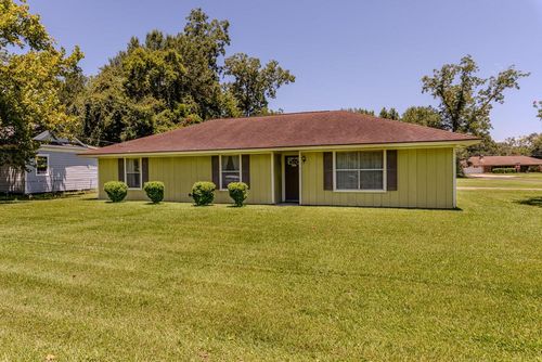 310 W Hartel St, Sour Lake, TX, 77659-2700 | Card Image
