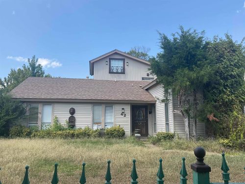 42 Bonita Dr, Memphis, TN, 38109-4518 | Card Image
