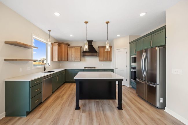 1581 Spruce St, House other with 5 bedrooms, 4 bathrooms and null parking in Farmington MN | Image 11