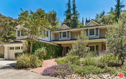 7972 Mulholland Dr, LOS ANGELES, CA, 90046-1225 | Card Image