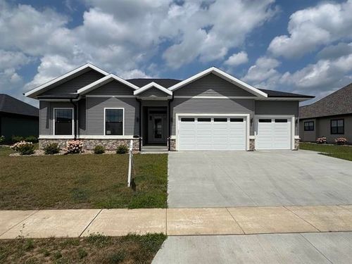 2025 Mulberry St, SAUK CITY, WI, 53583-1718 | Card Image