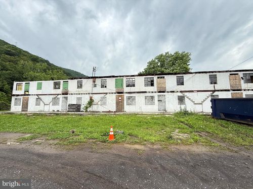 85 N Water St, KEYSER, WV, 26726-3510 | Card Image