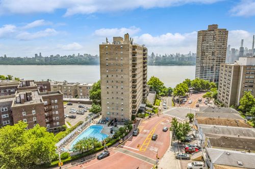 apt-9r-7100 Kennedy Blvd E, Guttenberg, NJ, 07093-4724 | Card Image