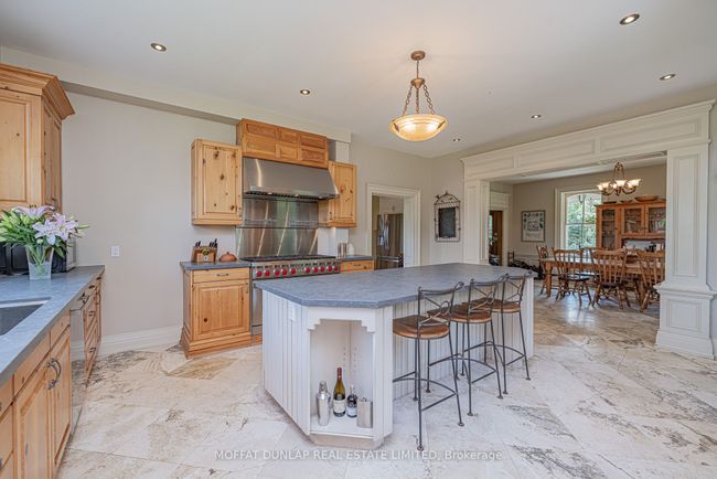 16089 Shaws Creek Rd, House other with 3 bedrooms, 3 bathrooms and 10 parking in Caledon ON | Image 4