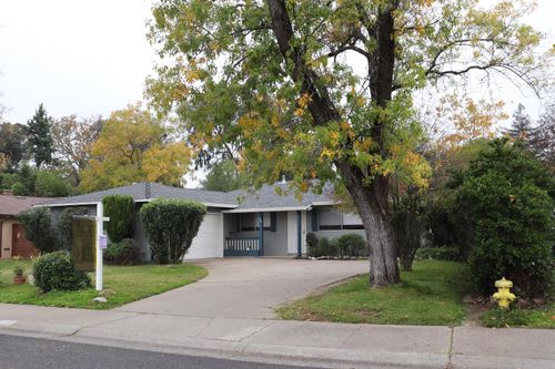 1318 Susan Cir, Roseville, CA, 95661-4623 | Card Image