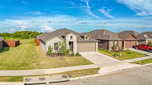 9620 Mountain Mint Dr, Fort Worth, TX, 76131-2574 | Card Image