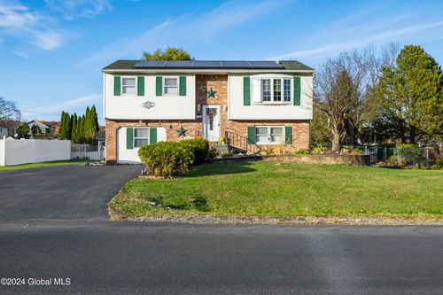 108 Gurba Dr S, Stillwater, NY, 12170-1102 | Card Image