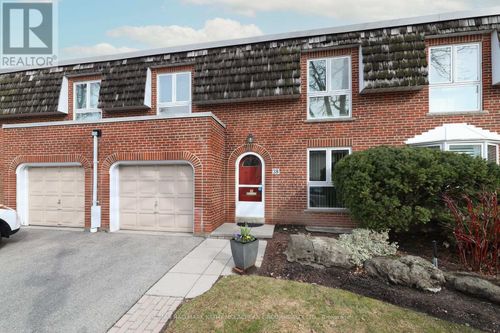 38 Crimson Millway, North York, ON, M2L1T6 | Card Image