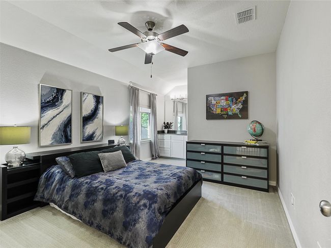 Bedroom #4 with Ensuite bathroom and walk-in closet | Image 34