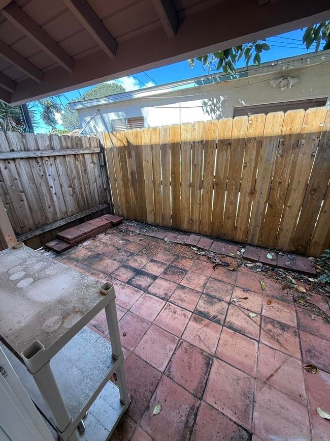 APT-2 - 1648 Oliver Ave, Townhouse with 2 bedrooms, 2 bathrooms and 1 parking in San Diego CA | Image 4