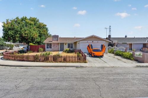 2422 Ridgeglen Way, San Jose, CA, 95133-2311 | Card Image