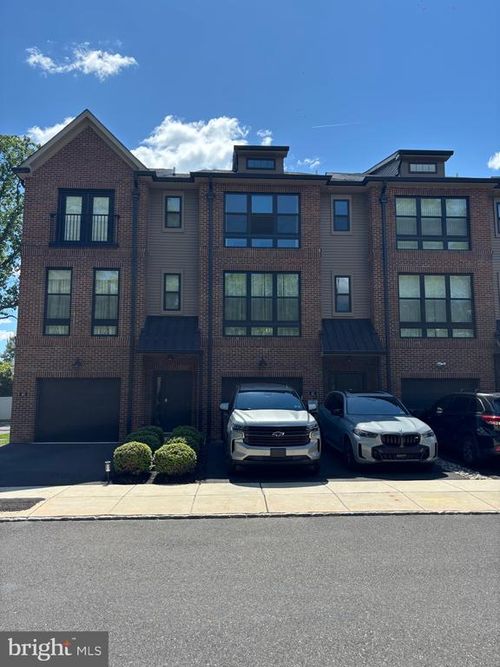 41 Sienna Pl, FEASTERVILLE TREVOSE, PA, 19053-5907 | Card Image