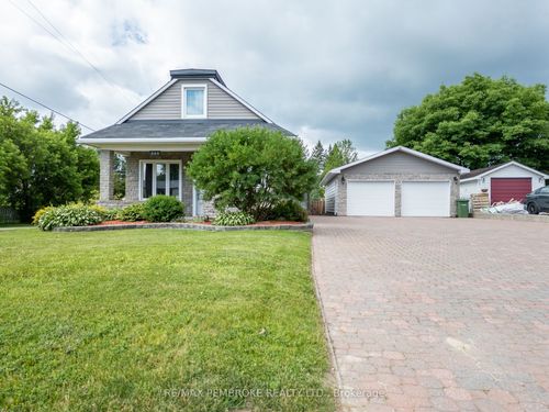 560 Boundary Rd E, Pembroke, ON, K8A6M3 | Card Image