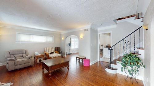 7535 Henry, Center Line, MI, 48015-1016 | Card Image