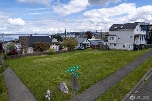 2801 Mccarver St, Tacoma, WA, 98403-3334 | Card Image