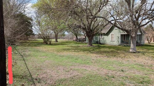 1703 N Park St, Brenham, TX, 77833-2103 | Card Image