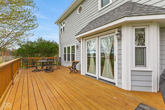 Deck off of Kitchen | Image 43