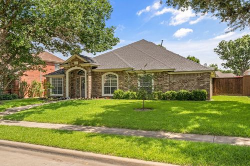 624 Mossycup Oak Dr, Plano, TX, 75025-6109 | Card Image