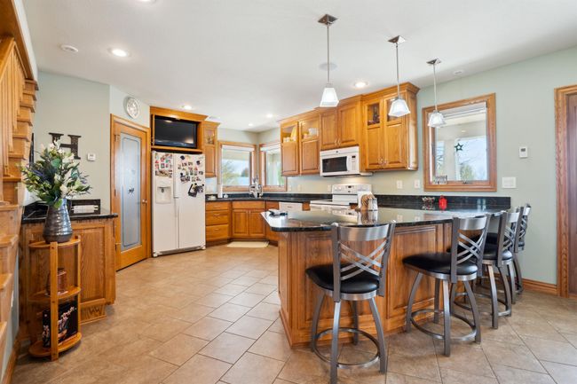 1701 Centennial Rd, House other with 4 bedrooms, 5 bathrooms and null parking in Ossian IA | Image 5