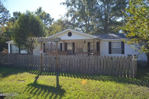 134 Bowers Dr, Macon, GA, 31217-7228 | Card Image