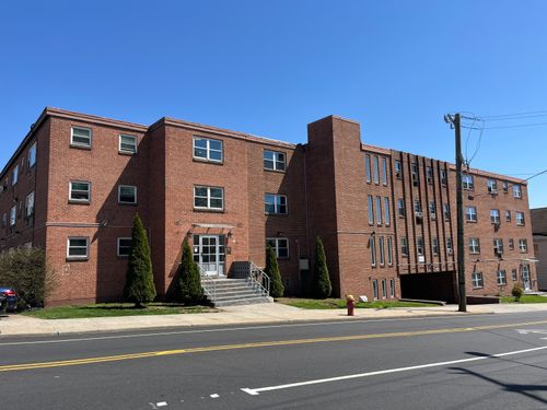 d27-32 Cook Avenue, Meriden, CT, 06451 | Card Image