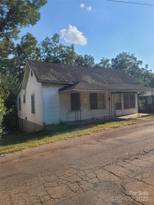 203 Wheeler St, Wadesboro, NC, 28170-1644 | Card Image