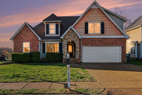 1725 Freiburg Dr, Spring Hill, TN, 37174-7183 | Card Image