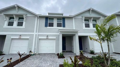 526 Salisbury Cir, Fort Pierce, FL, 34982-3970 | Card Image