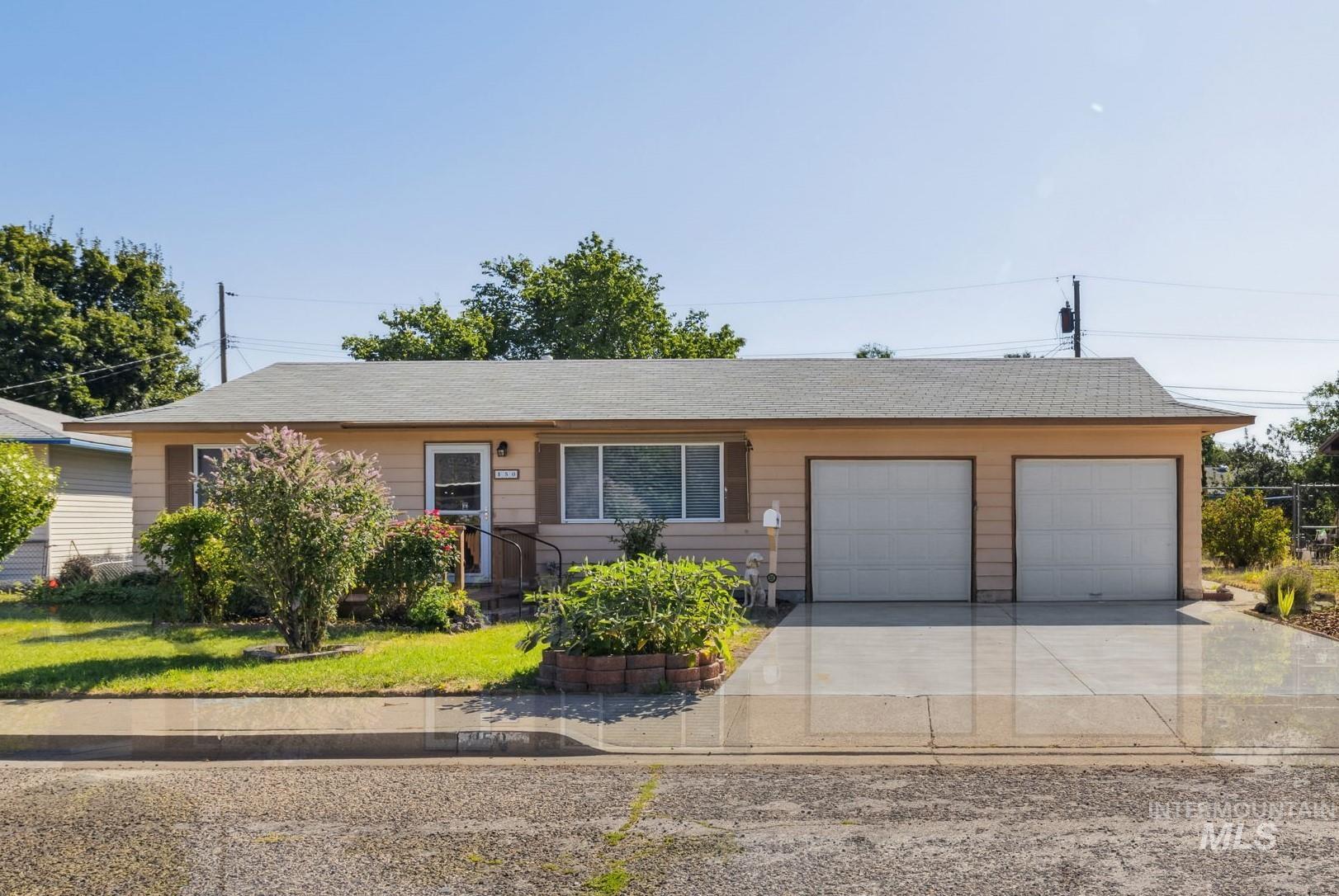 Alturas Dr, Mountain Home, ID 83647