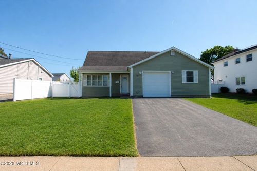 14 Belfast Ave, Hazlet, NJ, 07730-1158 | Card Image