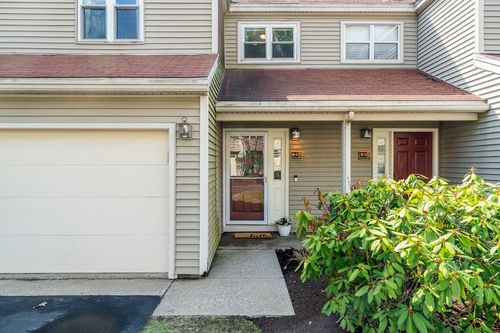 4-18 Thayer Pond Dr, North Oxford, MA, 01537-1149 | Card Image