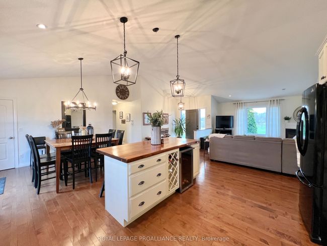 1575 Crookston Rd, House other with 5 bedrooms, 3 bathrooms and 10 parking in Tweed ON | Image 10